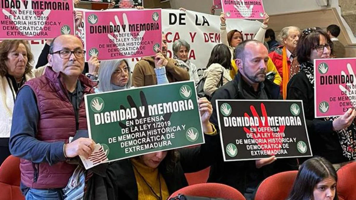 Memoria histórica de Extremadura | Asociación para la Recuperación de la Memoria Histórica de Extremadura