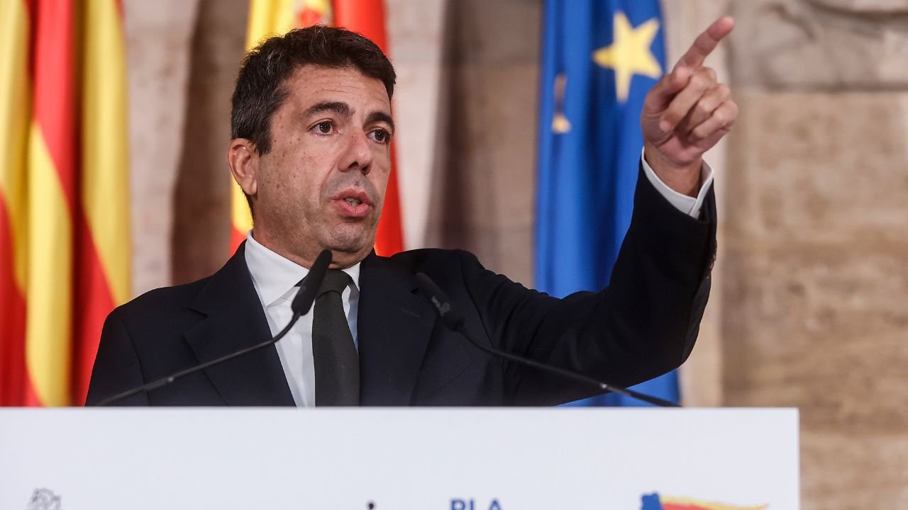 Mazón apoya a María Guardiola para evitar cierre de centrales nucleares