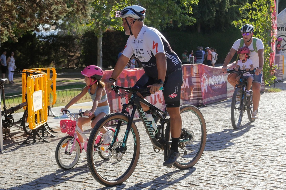 Actividades deportivas en Feria Mérid 2025: Día de la Bicicleta y Ciudad del Fondo XXVIII.