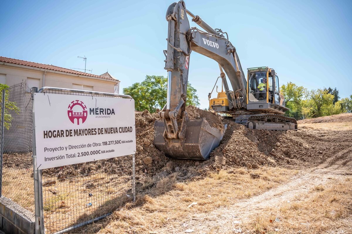 Comienzan las obras para la construcción de una nueva casa de ancianos en la ciudad financiada por Diputación de Badajoz y Mérida.