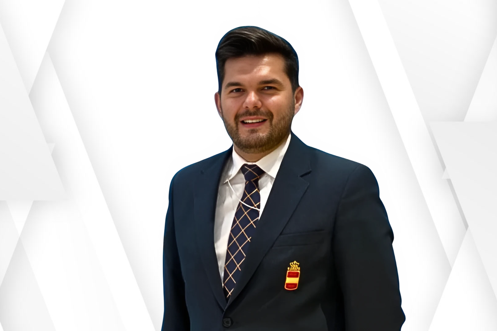 Gregorio García Ramos premiado como Mejor Juez 2024 por su destacada labor en el Kárate Kumite a nivel mundial.