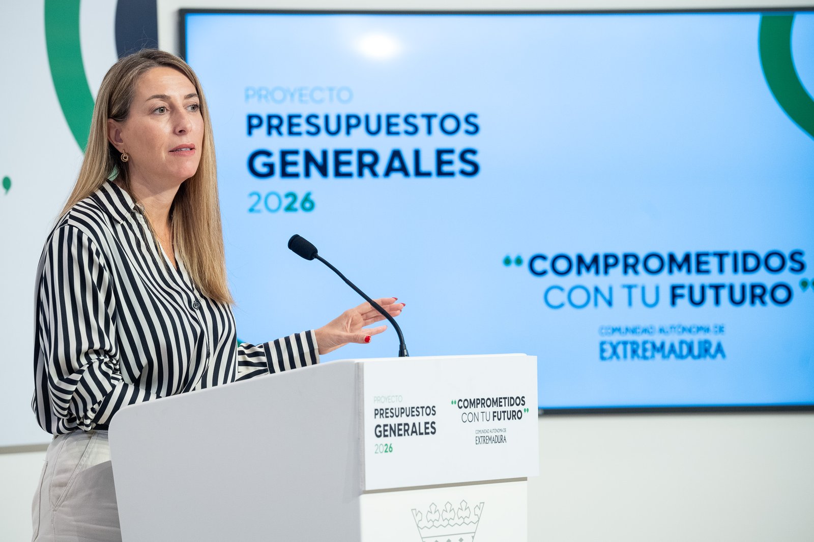 Guardiola reúne a grupos parlamentarios para abordar Presupuestos 2026 en Extremadura