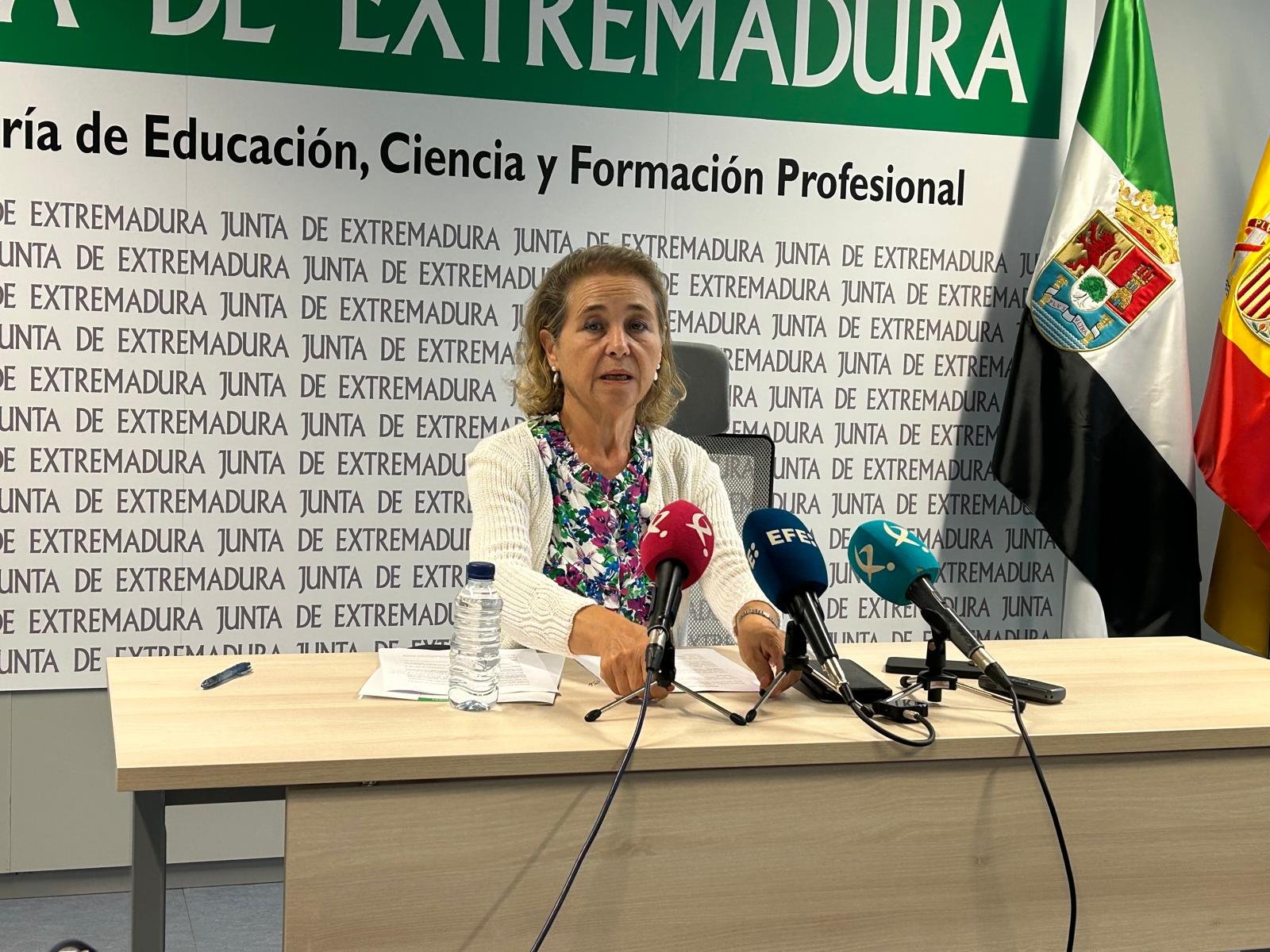 La Junta reafirma su compromiso de diálogo con empresas de transporte escolar y las emplaza a cumplir con la legalidad.
