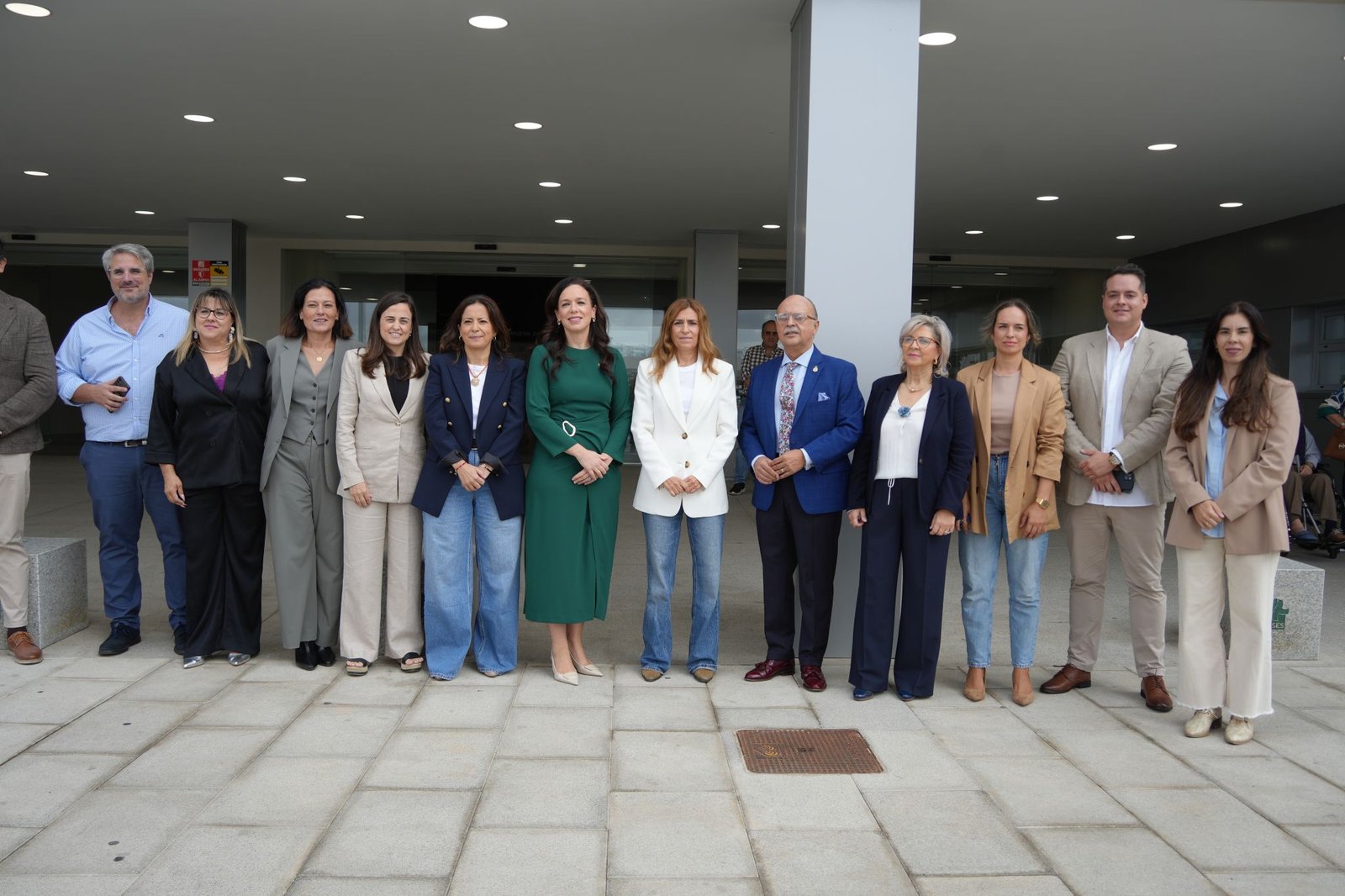 50 años de dedicación: 1975-2025. Celebrando medio siglo de vida del hospital comarcal.