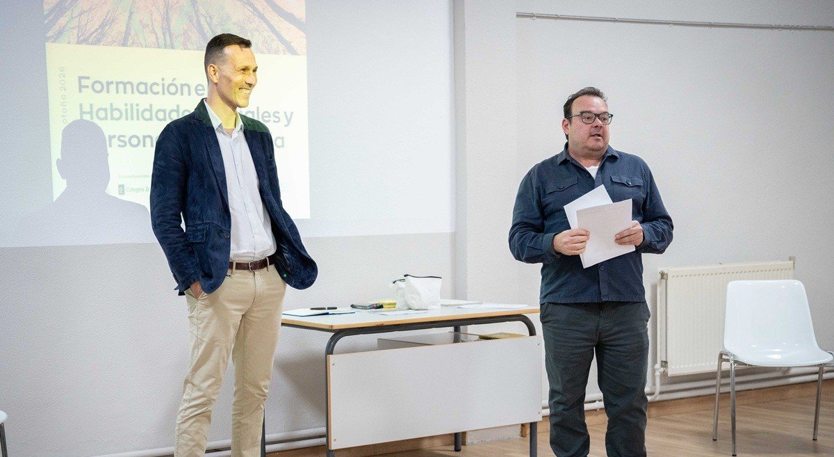 Desarrollo de habilidades personales y sociales para docentes en Mérida.