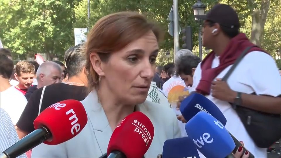 Mónica García pide revisar propuesta del Gobierno para que paguen más los autónomos con mayores ingresos