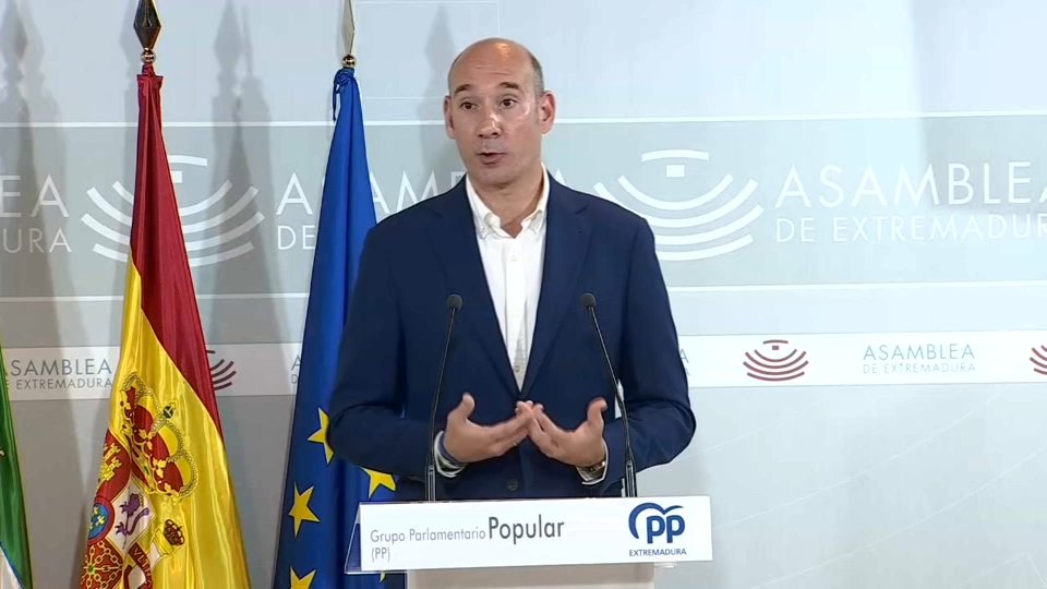 Respaldo del PP de Extremadura a la convocatoria electoral de la Junta
