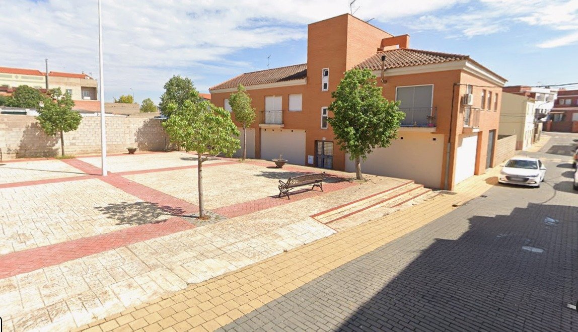 Subasta de obras de mejora del abastecimiento en el barrio de Vera Plantonal por 700.000 euros.