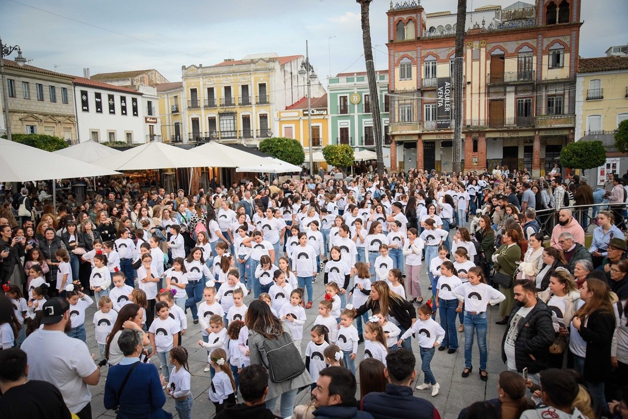 Aplazadas las actividades de Mérida Flamenca en Plaza de España para el sábado y domingo. Nuevas fechas el 23 de noviembre.