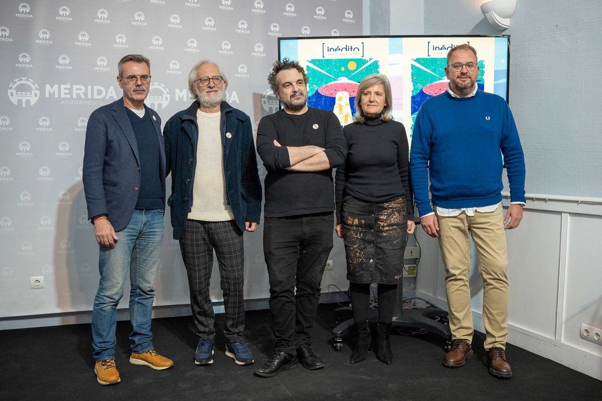 El alcalde destaca la calidad de la programación del Inedit Film Festival de Mérida y su capacidad única para destacar lo mejor de la temporada.