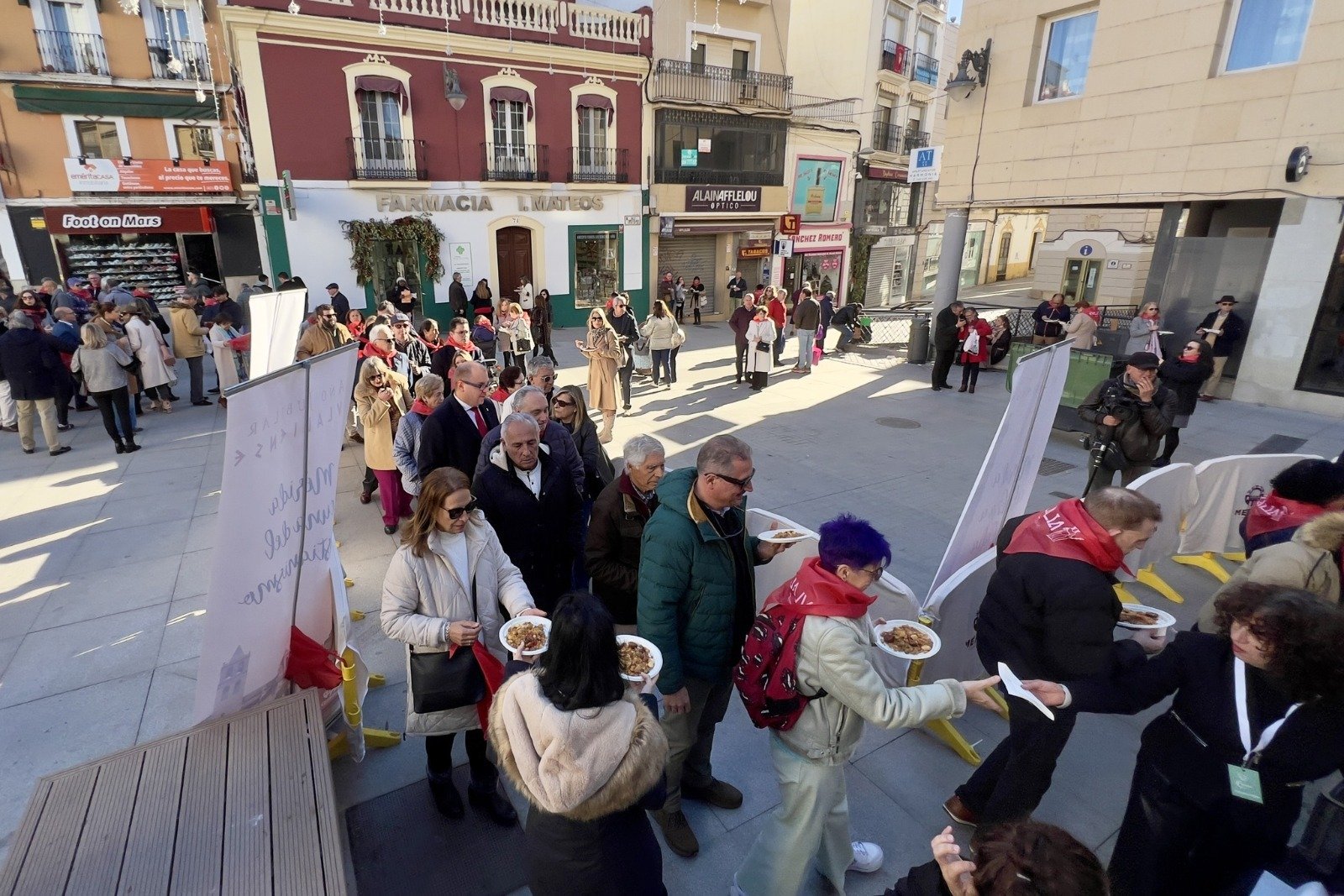 Modificación de horarios por las previsiones meteorológicas para los fuegos artificiales en honor a Santa Eulalia y la Pitarra Popular.