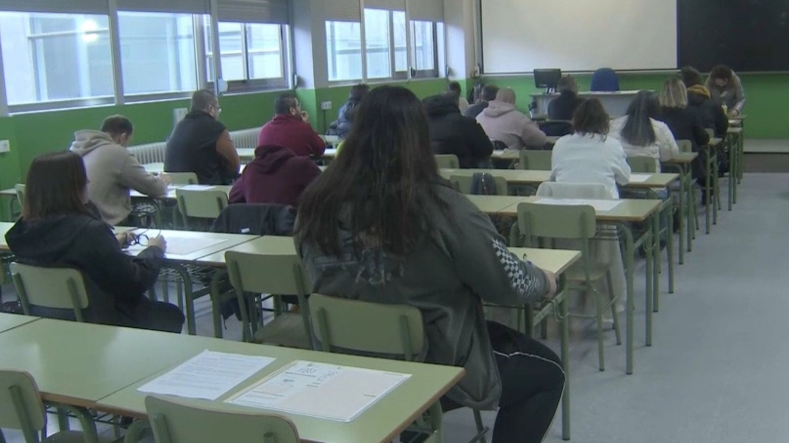 Gran participación en oposiciones del SES para celador