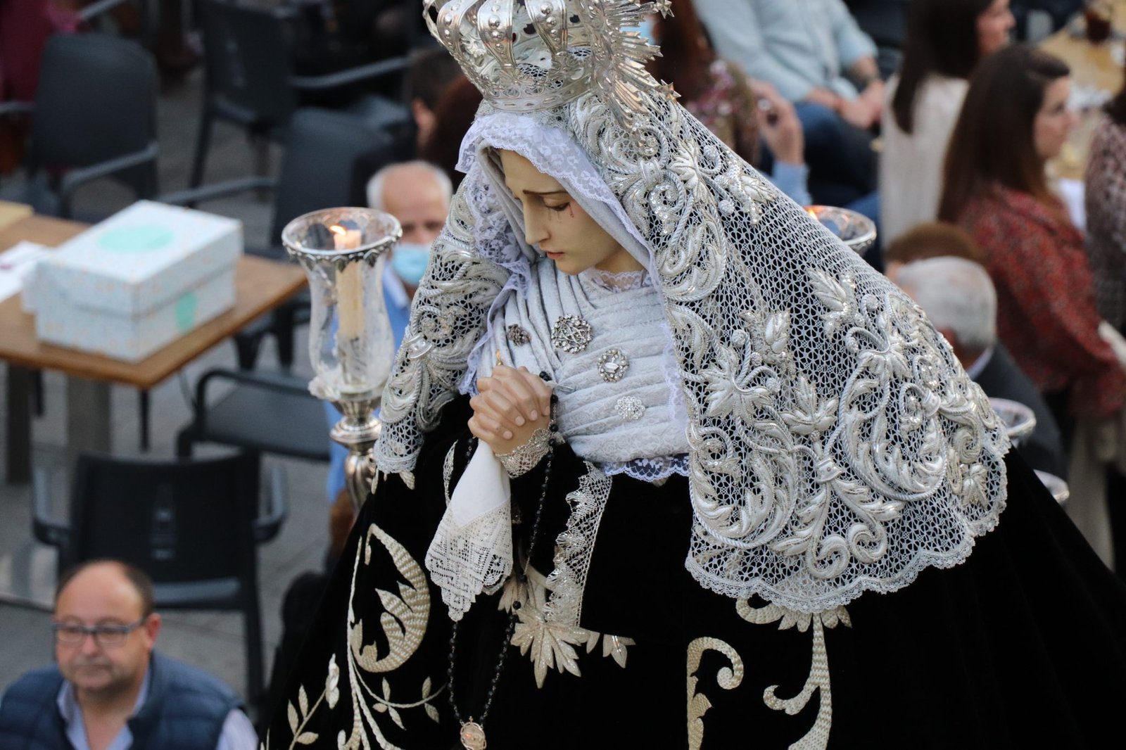 «Silencio antes del alba» de Daniel Miranda Rodríguez, cartel Semana Santa 2026 en Villanueva de la Serena. Ganador del concurso de carteles.