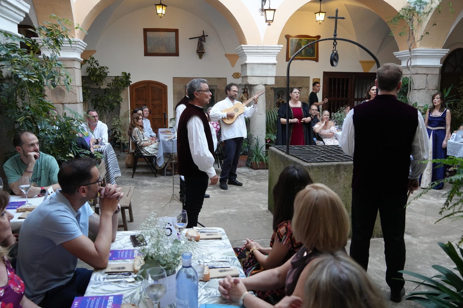 Tapas Clandestinas: Una experiencia gastronómica sorprendente y única