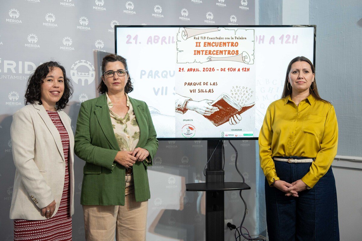 II Encuentro Intercéntrico de Tertulias Literarias de Diálogo “Conectados por la Palabra” en Mérida el 21 de abril con casi 900 participantes