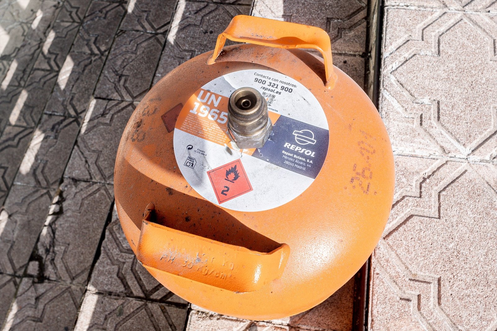 Reacciones a la congelación del precio del butano y propano