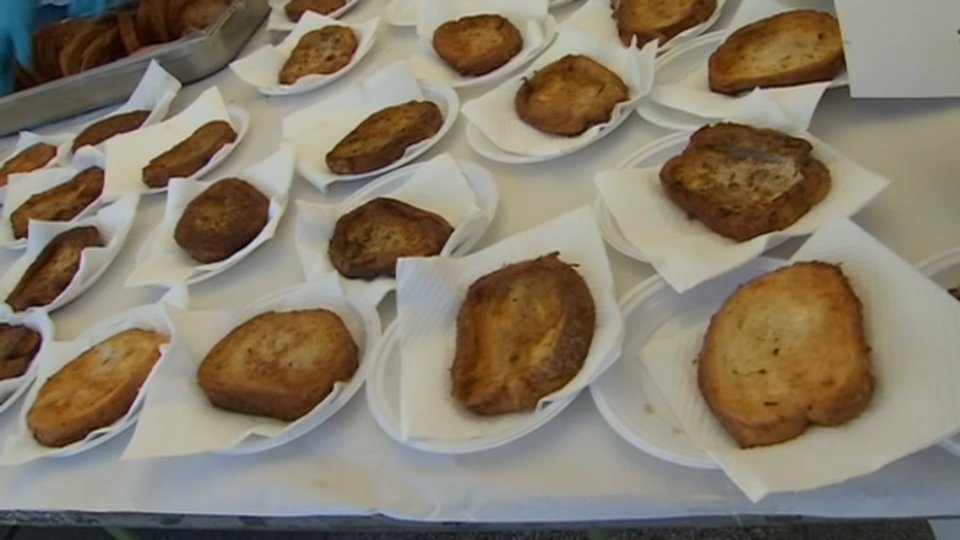 XIV Torrijada Popular de Semana Santa en Mérida: tradición y sabor sin gluten.
