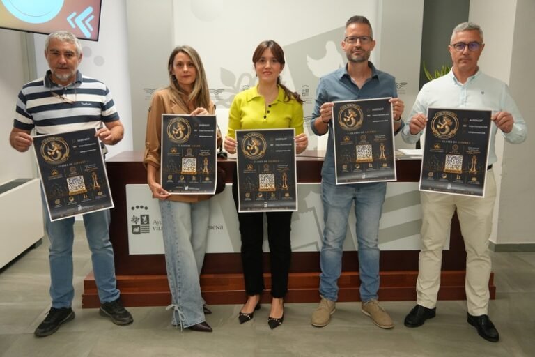 Un total de 50 alumnos de 2º de Primaria del CEIP Santiago Apóstol visitan el Ayuntamiento para conocer su funcionamiento