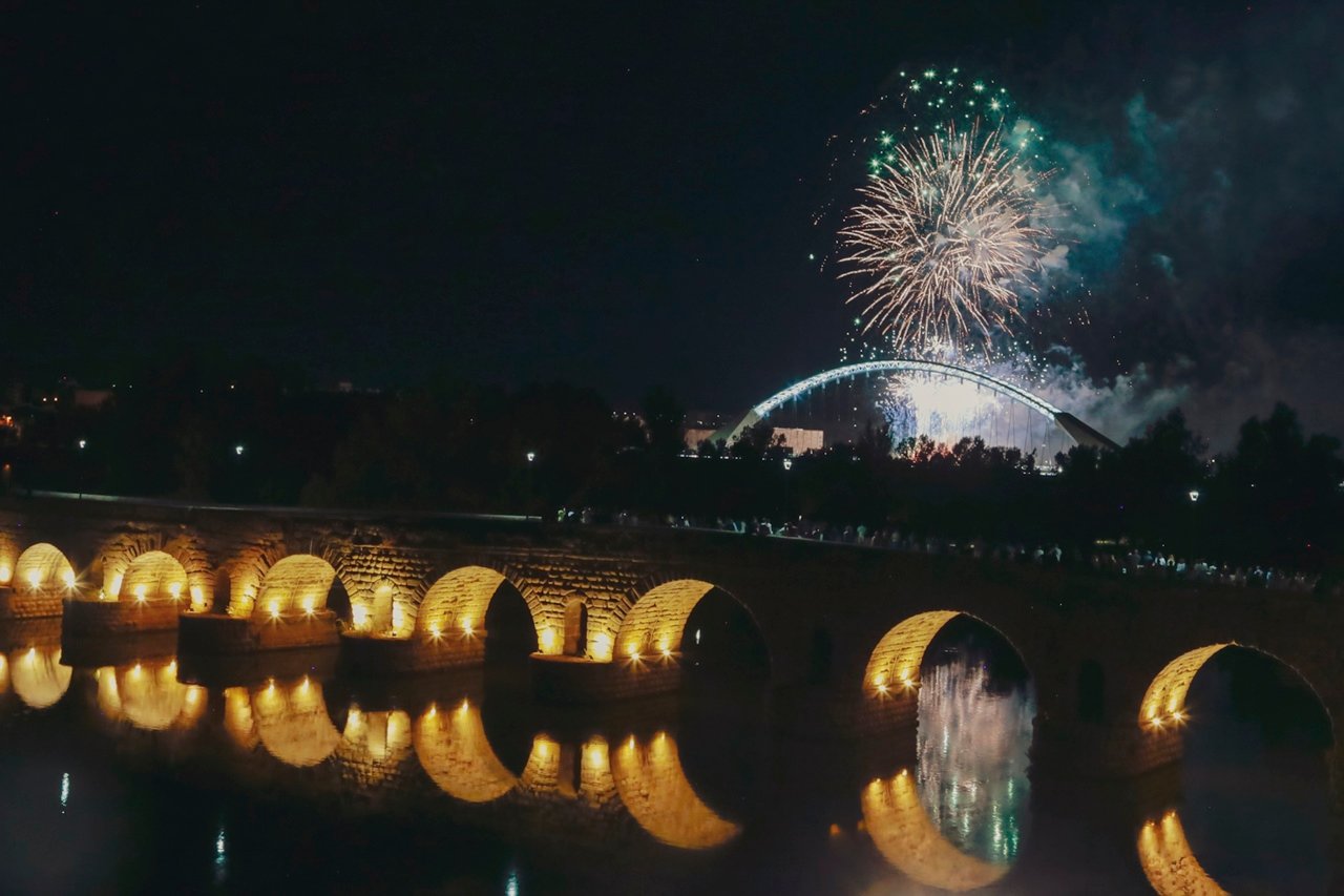 Concurso para elegir el cartel de la Feria de Mérida 2026
