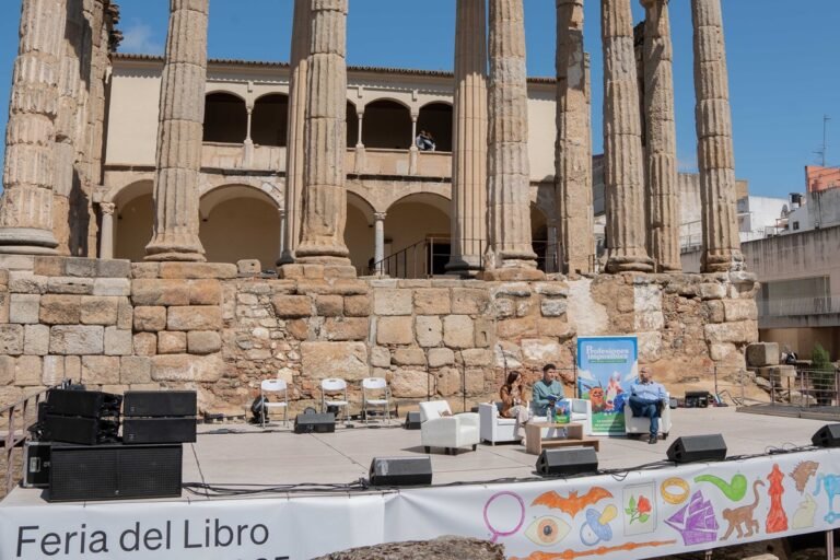 La-Feria-del-Libro-contara-con-presentaciones-de-seis-autores.jpg